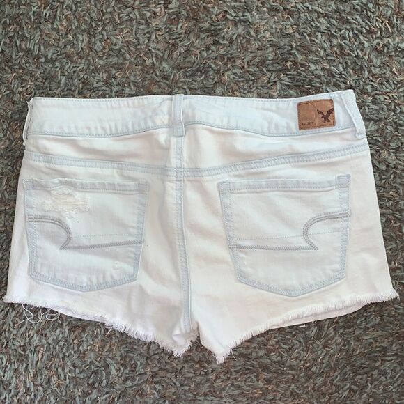 EUC AMERICAN EAGLE SIZE 8 DISTRESSED ANS PATCHED SHORTIE SHORTS - Picture 2 of 7